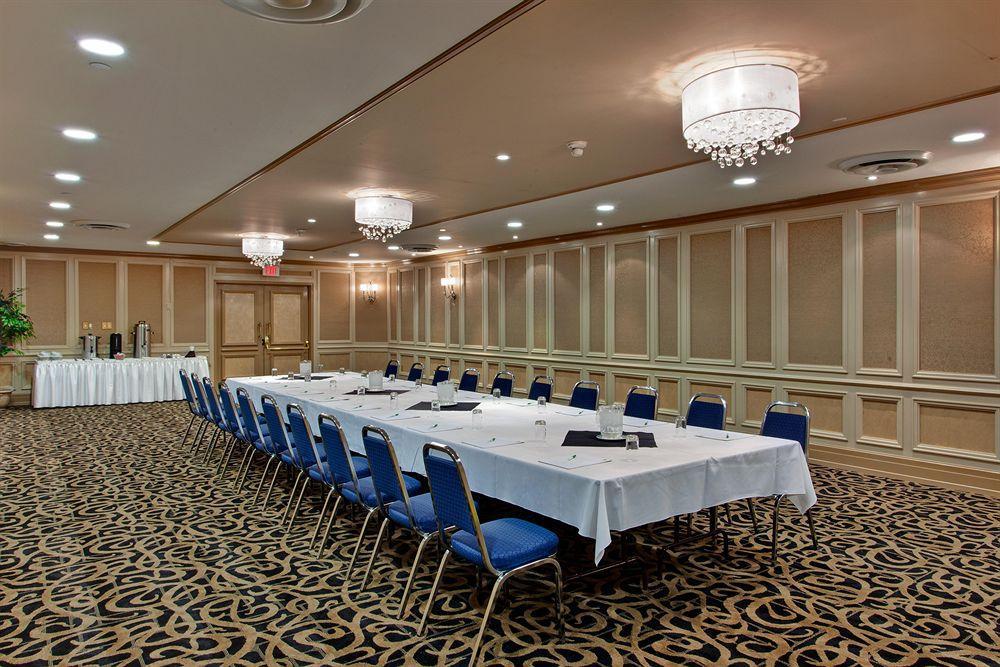 Holiday Inn Sudbury By Ihg Restauracja zdjęcie