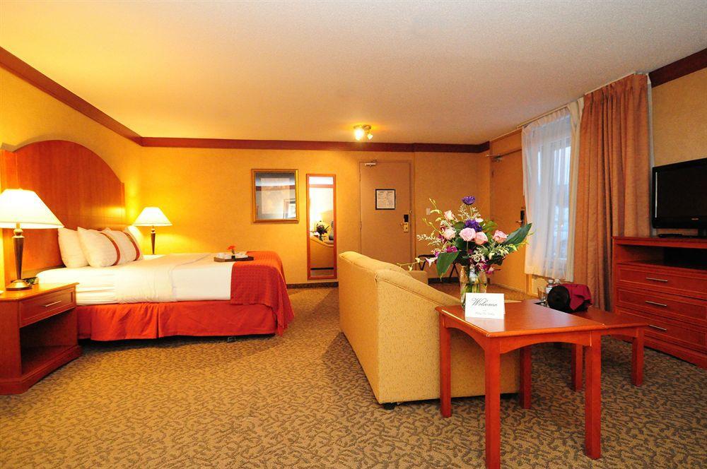 Holiday Inn Sudbury By Ihg Zewnętrze zdjęcie
