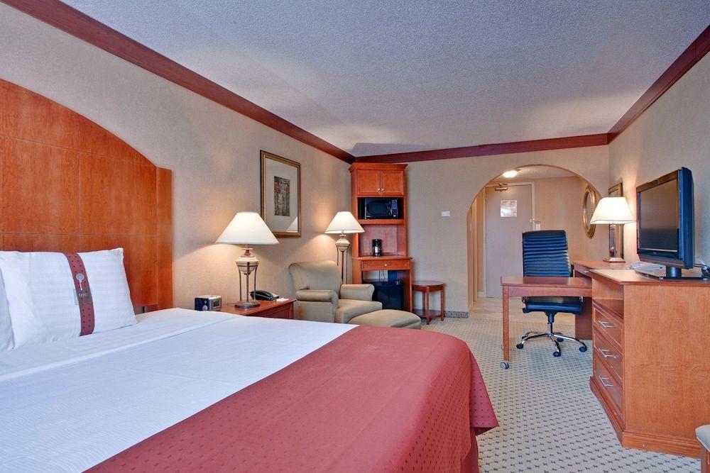 Holiday Inn Sudbury By Ihg Zewnętrze zdjęcie