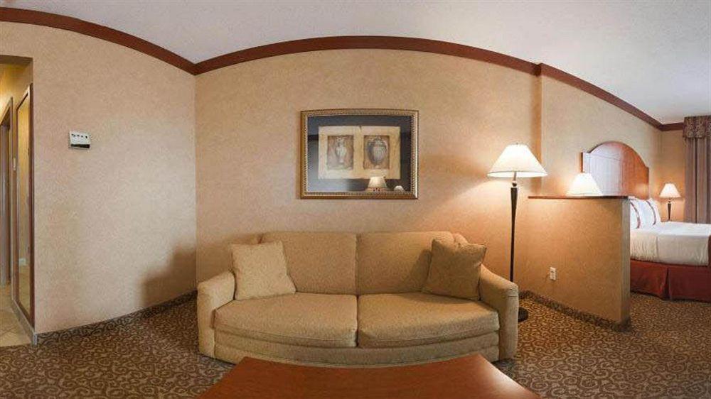 Holiday Inn Sudbury By Ihg Zewnętrze zdjęcie